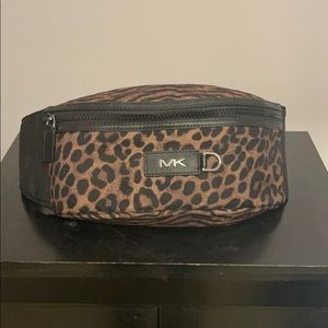 Michael Kors Leopard Fanny pack